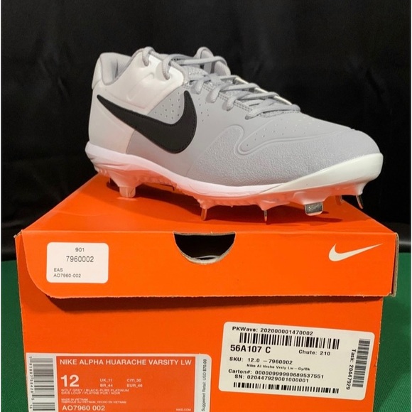 Nike Huarache Varsity Baseball Cleats - Picture 1 of 5